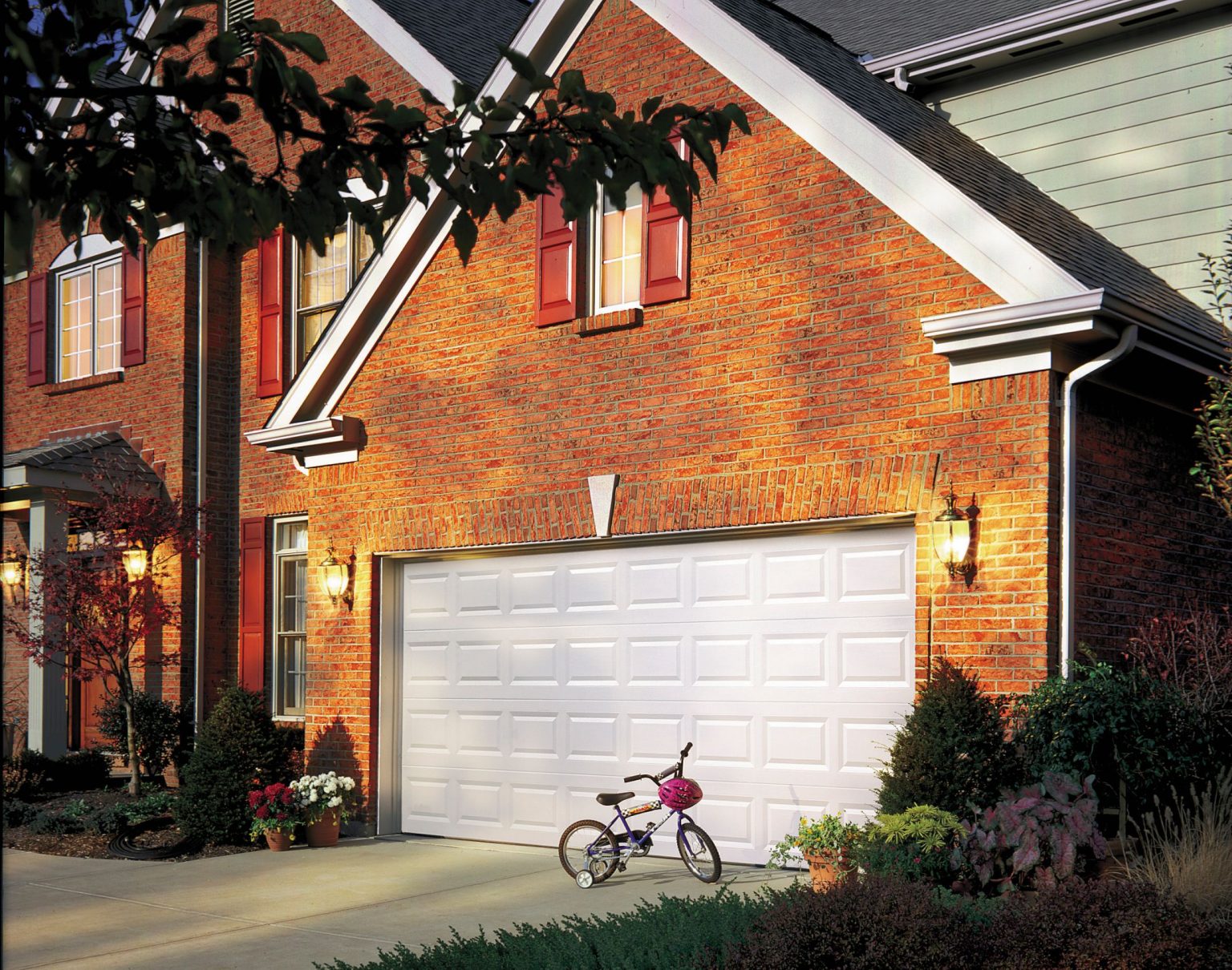 Local Garage Door Installations Windsor, Essex, Tecumseh, Lakeshore